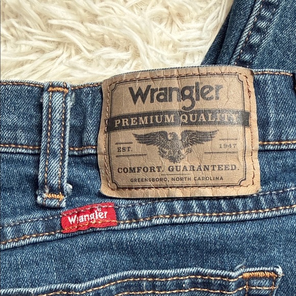 Wrangler Men’s Size 34 X 30 Straight-Leg Dark Blue Denim Jeans - Picture 7 of 7